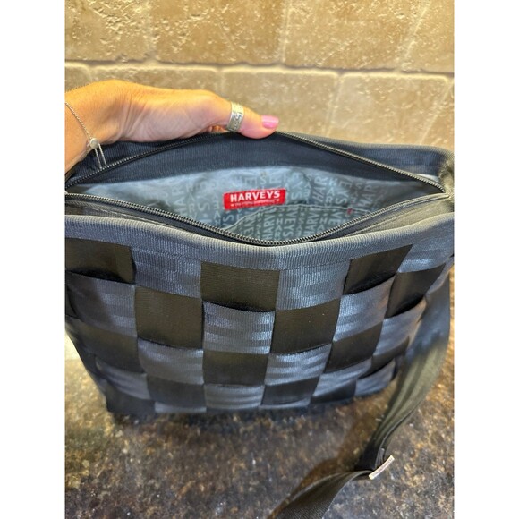 Harvey’s Original Seatbelt Executive Messenger Shoulder Bag Black EUC - Picture 9 of 11